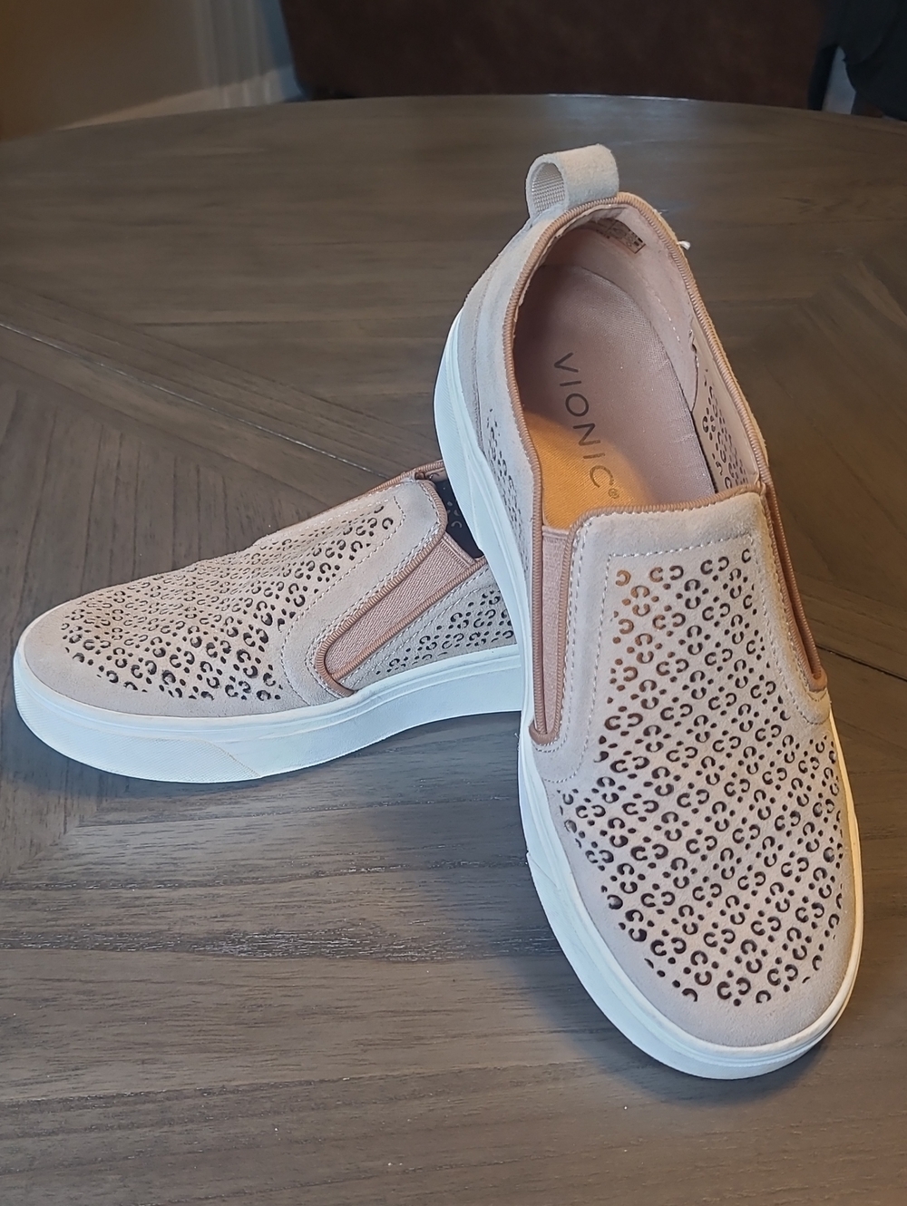 Vionic Kimmie Slip-On Perforated Leather Sneakers, Size 6.5